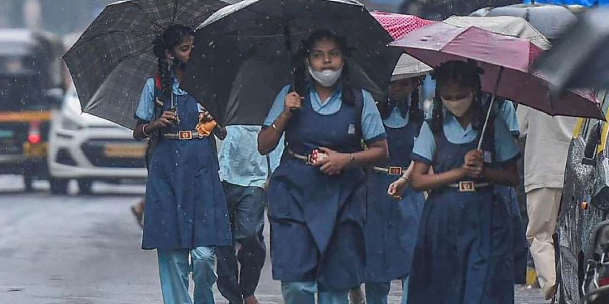 3 district schools and colleges will be closed tomorrow due to heavy rain..!