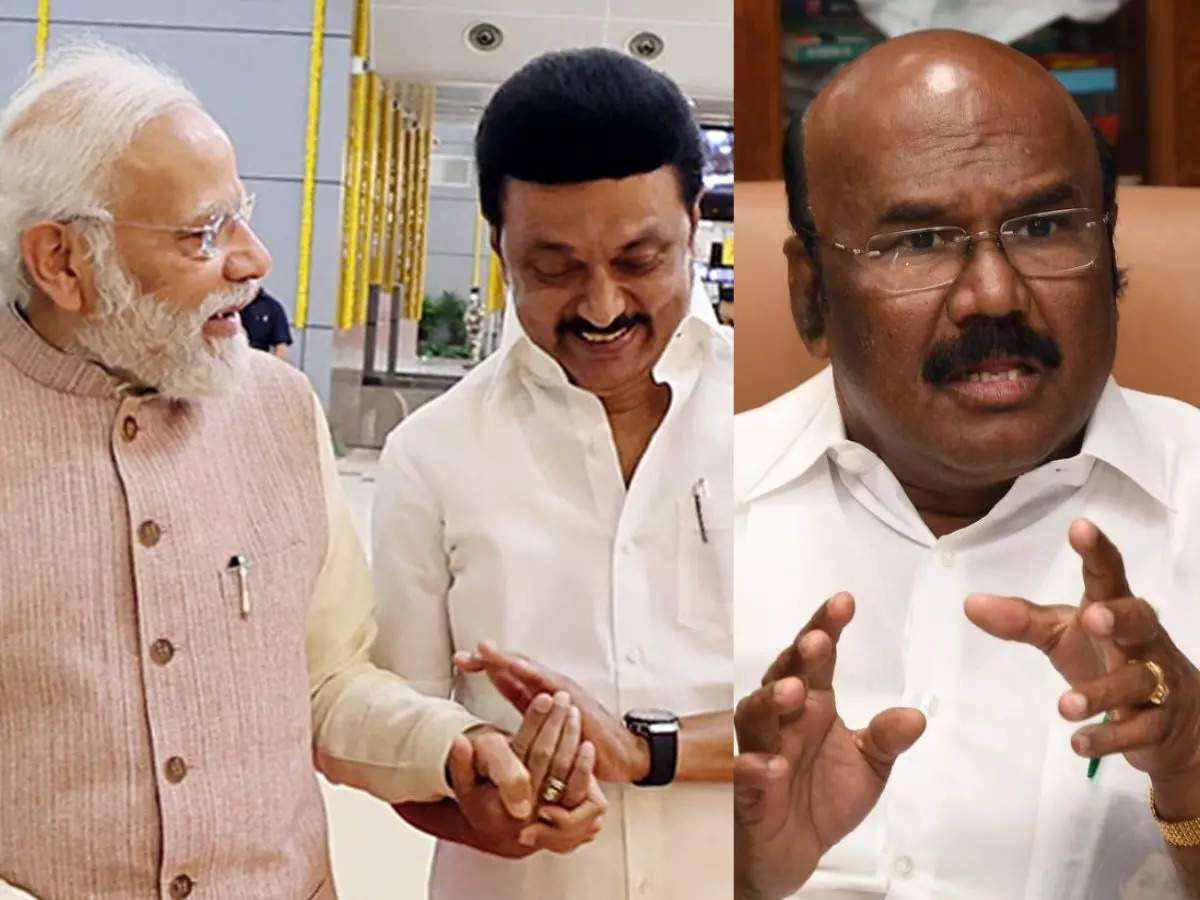 DMK and BJP have a secret relationship...that's why they appreciate it - Jayakumar