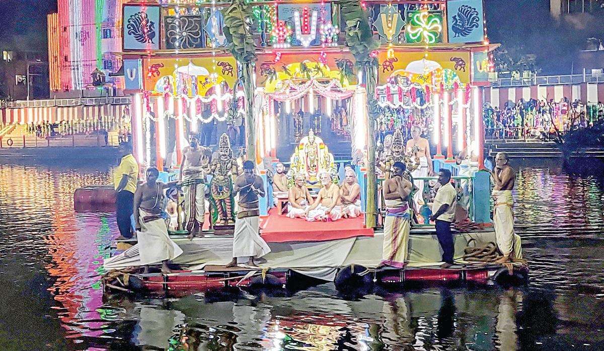 Thep festival begins at Parthasarathy Temple: Thousands of devotees throng to worship